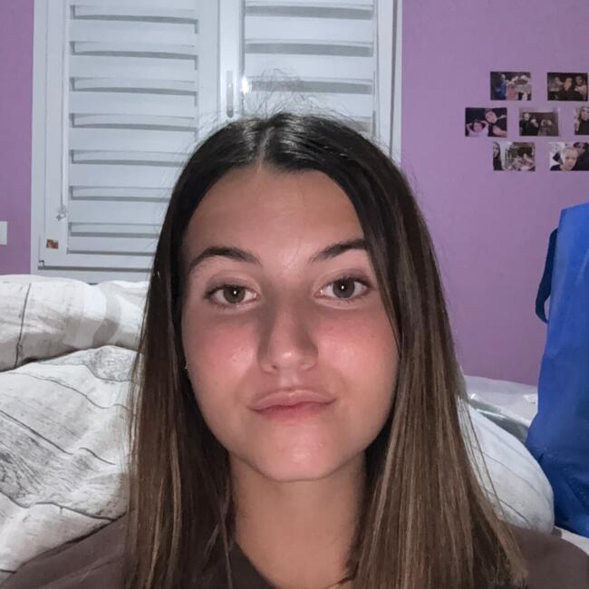 Babysitter in Noidans-lès-Vesoul: Aya