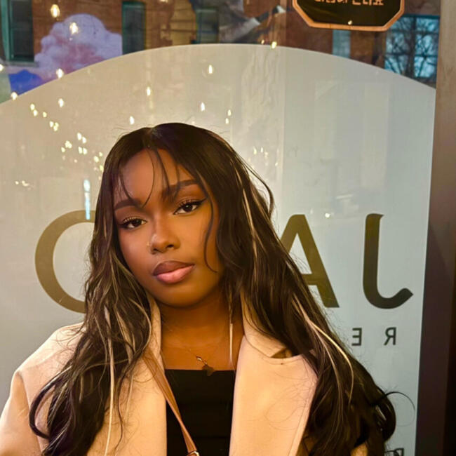 Babysitter in Ottawa: Yasmine