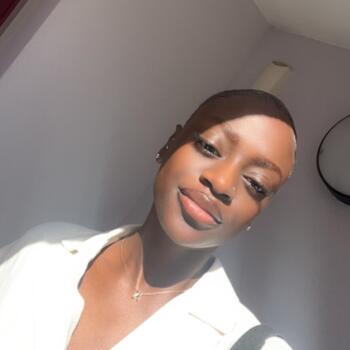 Babysitter in Deuil-la-Barre: Kariya