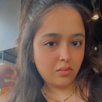 Babysitter Sydney: Nidhi