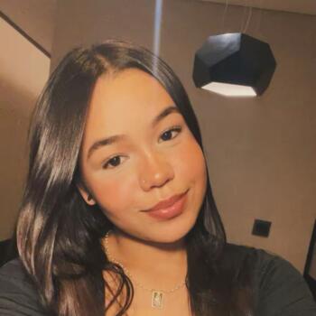 Babá em Cedral: Flávia Beatriz