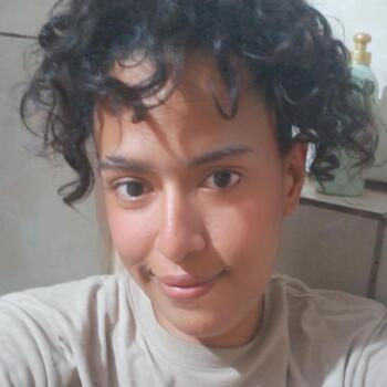 Babysitter in Gravataí: Shanayra