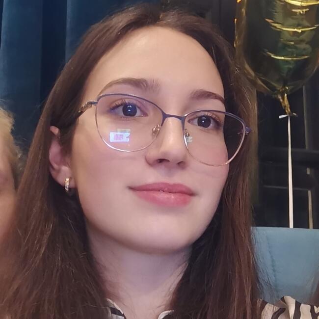 Bonă în Iași: Teodora