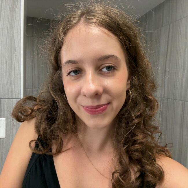 Babysitter in Medford: Lucy