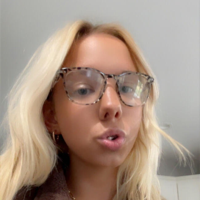 Babysitter in Cincinnati: Erin