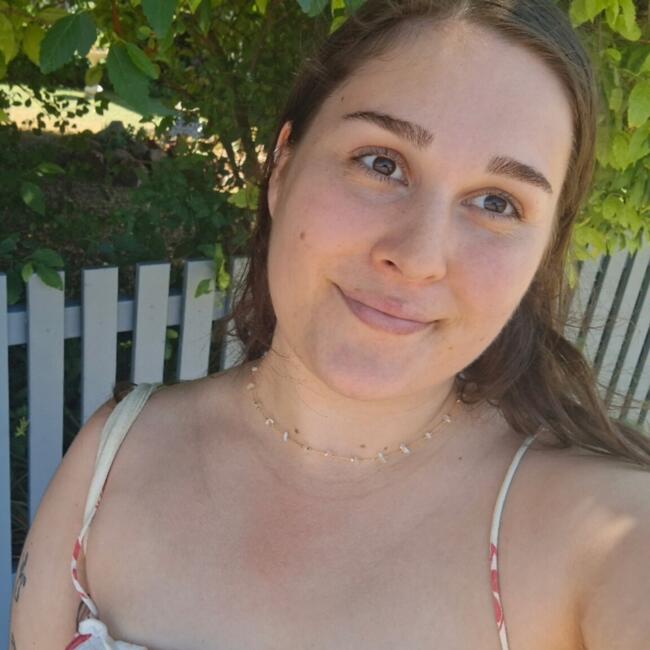 Babysitter in Newcastle: Rebecca