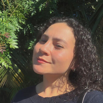 Babysitter in Curitiba: Bruna