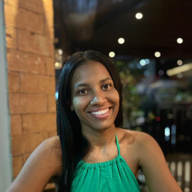 Babysitter in Uberlândia: Gabriela