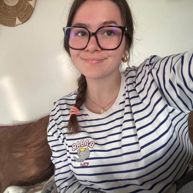 Babysitter in Hennebont: Anaëlle