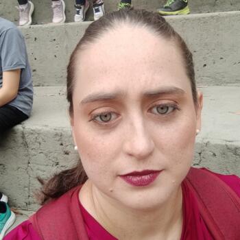 Babysitter in Belo Horizonte: Larissa