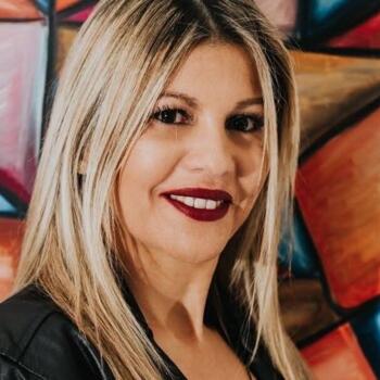 Babysitter in São Paulo: Adriana