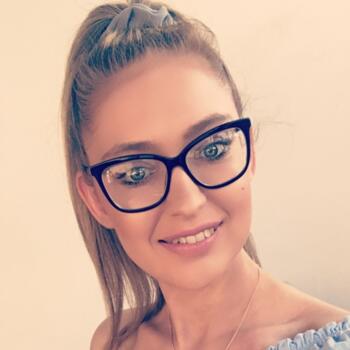 Babysitter in Swansea: Lucie