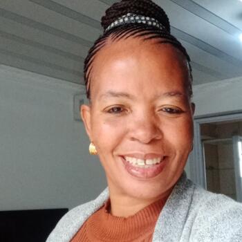 Nanny in eManzimtoti: Zandile