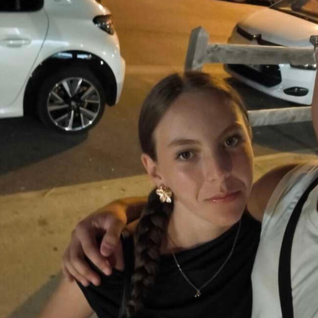 Babysitter in Audincourt: Leandra