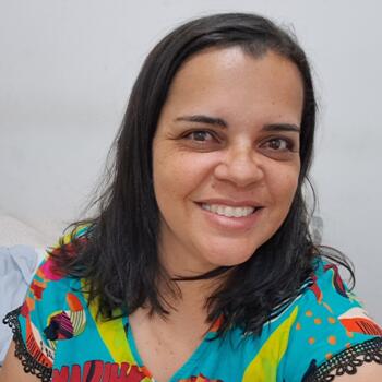 Babá Piracicaba: Gleicimara