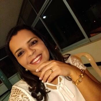 Babysitter in Piracicaba: Gleicimara