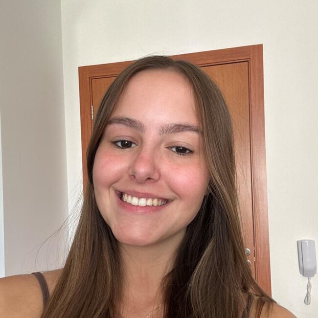 Babysitter in Lajeado: Alice