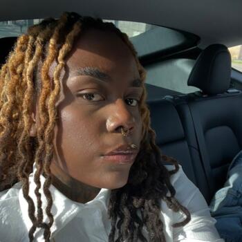 Babysitting job in Dunkirk: babysitting job Assia