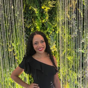 Babysitter in Curitiba: Karen barreto