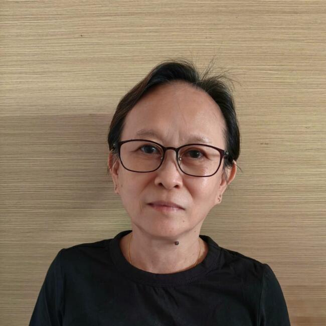 Babysitter in Singapore: Lucy