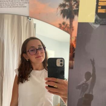 Babysitter in Brette-les-Pins: Marie