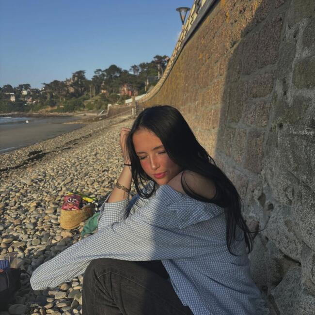 Babysitter in Troguéry: Anapolline