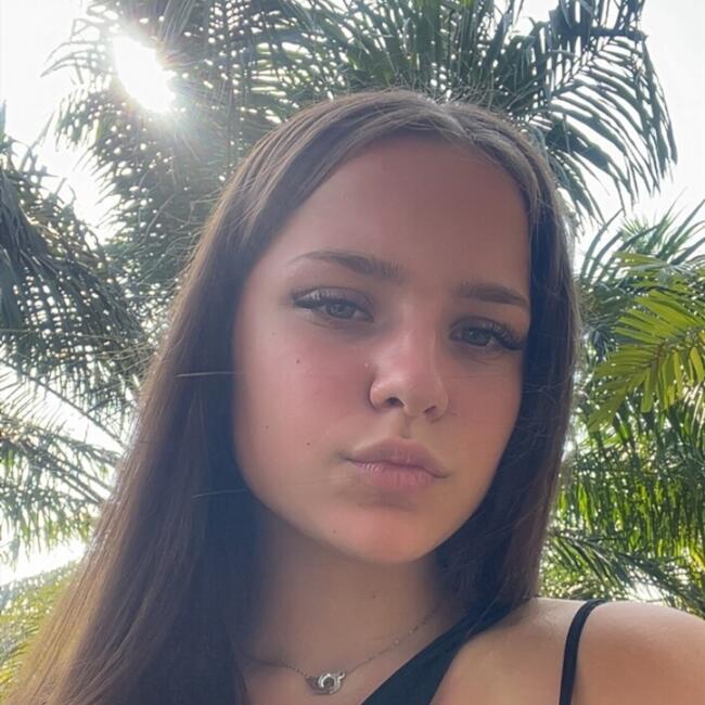 Babysitter in Liège: Lison