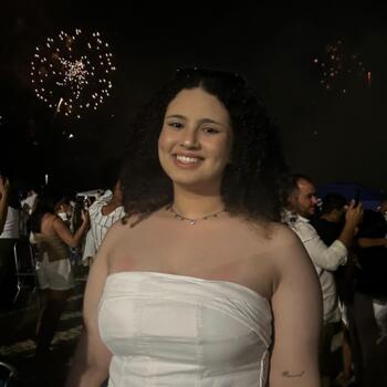 Babá em Lages: Larissa