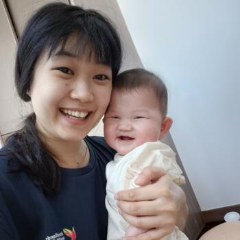 Babysitting job in Singapore Island: babysitting job Huiqi