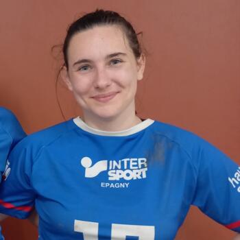 Babysitter in Écully: Albane