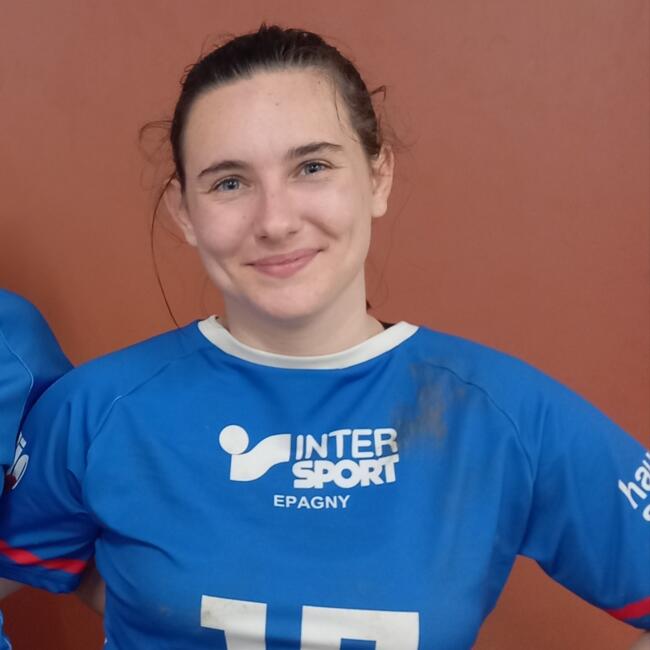 Babysitter in Écully: Albane