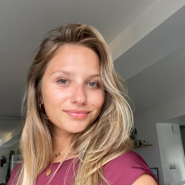 Babysitter in Tarnos: Lola