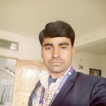 Babysitter in Parma: RUPESH KUMAR