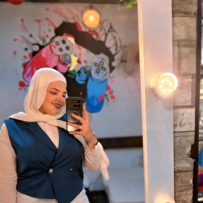 Babysitter in Alexandria: Dear