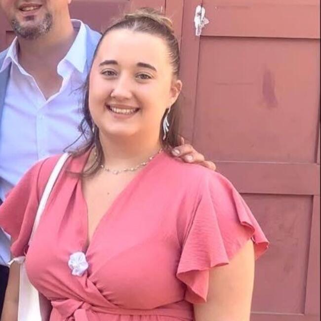 Babysitter in Châtellerault: Lisa