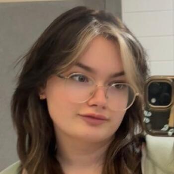 Babysitter in Chester-le-Street: Chloe