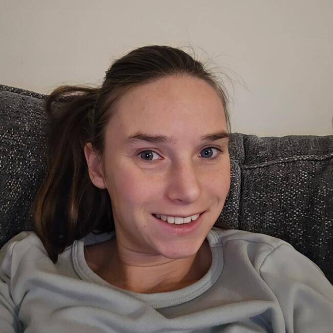 Babysitter in Thonon-les-Bains: Alexandra