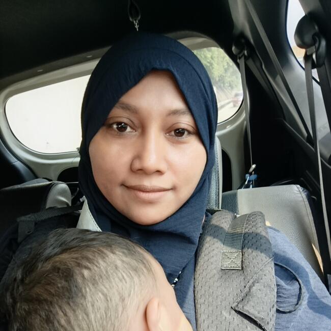 Babysitter in Bekasi: Mawar