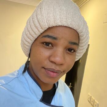 Babysitter in Riyadh: Teresia