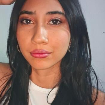 Babysitter in Girardot City: Linda