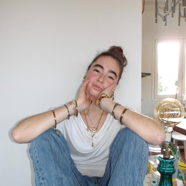 Babysitter in Paris: Lucie