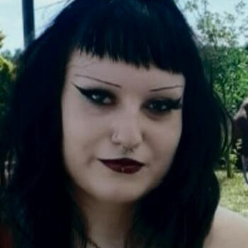 Bonă în București: Teodora