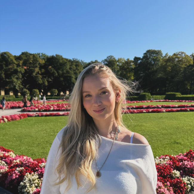 Babysitter in Munich: Gabriela