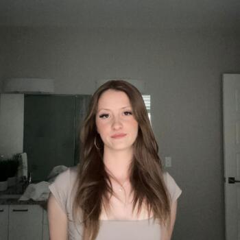 Babysitter Guelph: Brianna