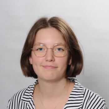 Babysitter in Saint-Brieuc: Stacy