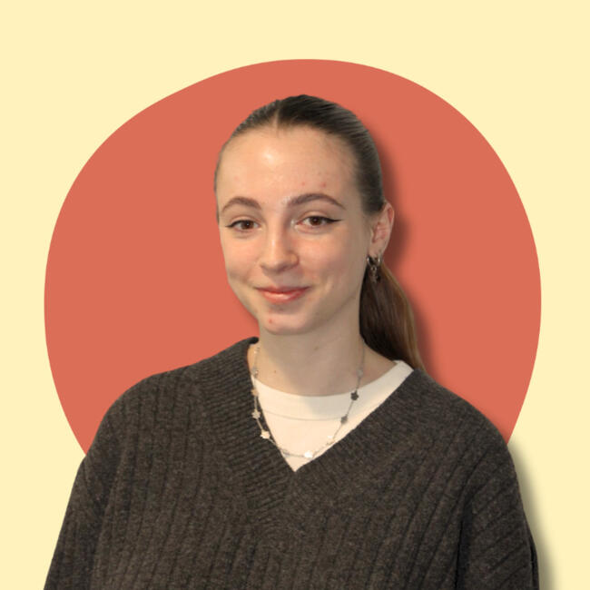 Babysitter στην περιοχή Καέν: Lola