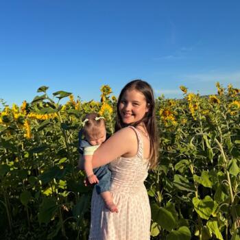 Babysitter in Palmerston North: Alevya
