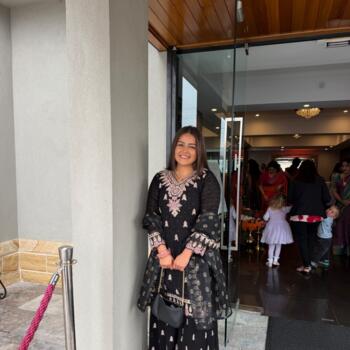 Babysitter Canberra: Shagun