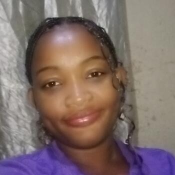 Nanny in Arusha: Edita