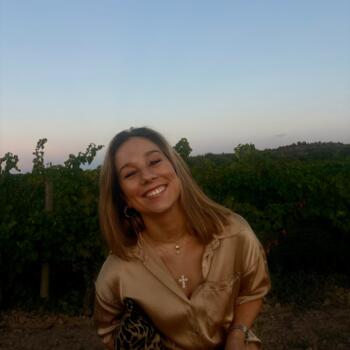 Nanny in Paris: Léa